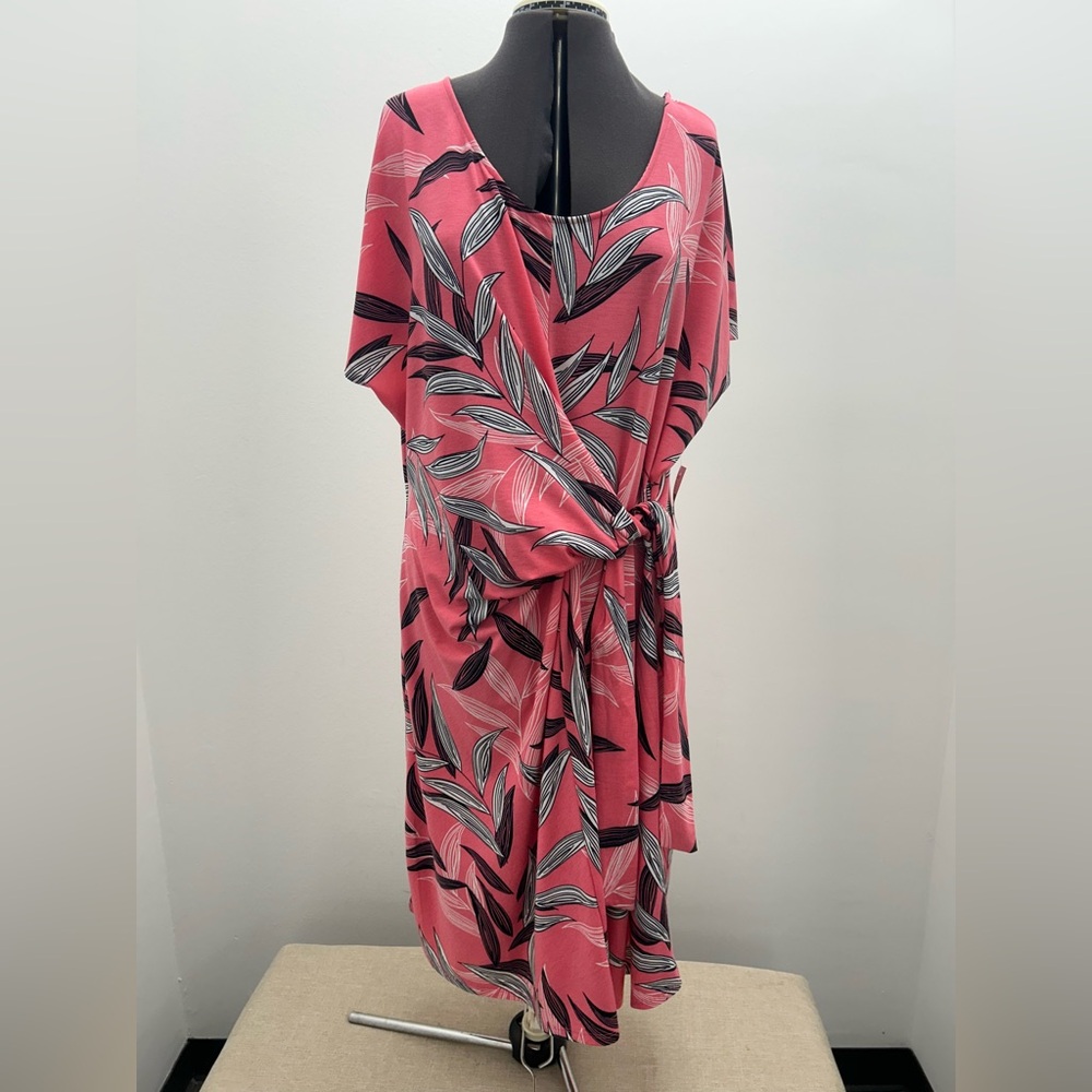 Catherines Pink and Black Leaf Pattern Dress